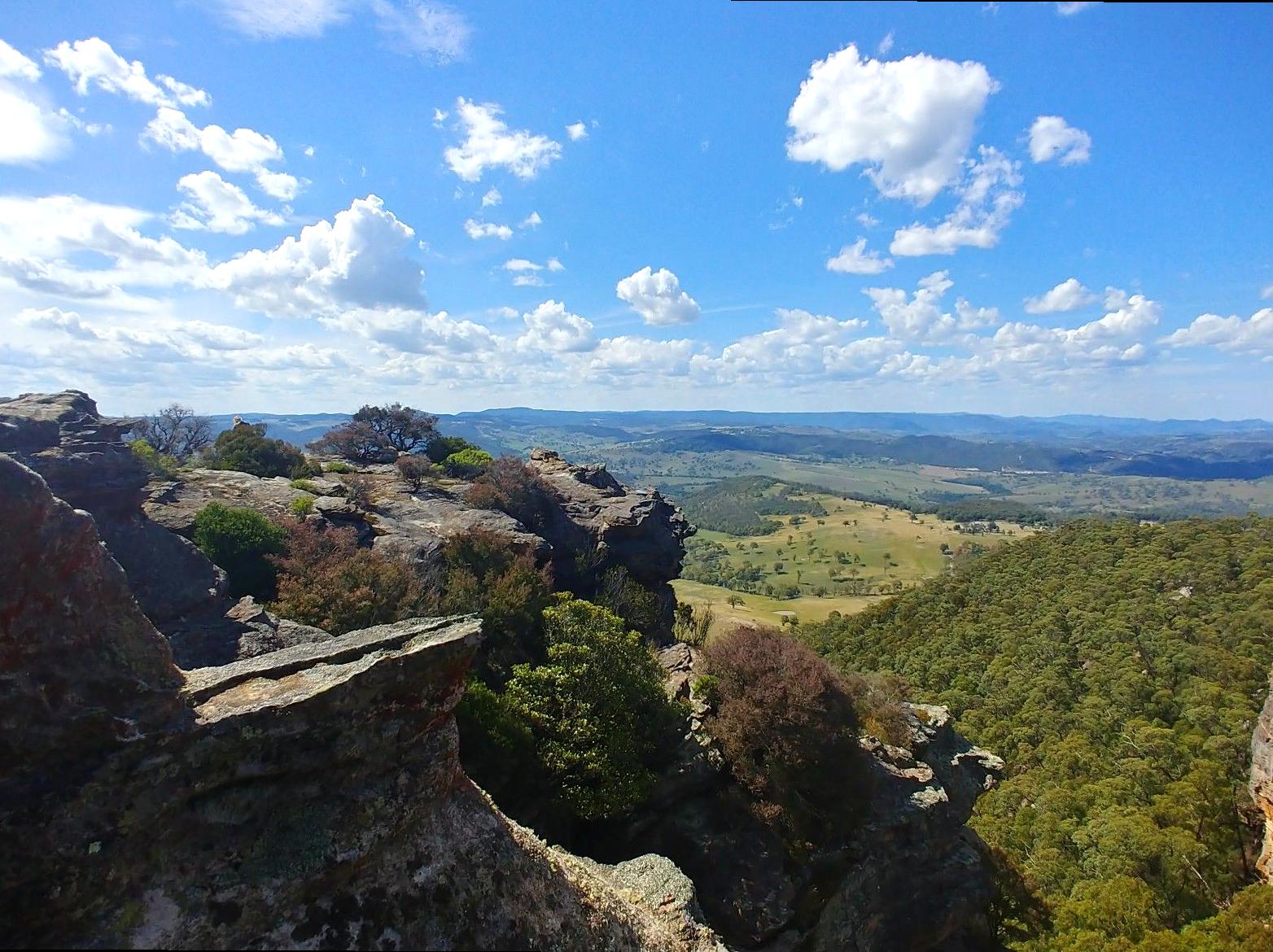 Breathtaking Vistas at Hassans Walls Lookout
