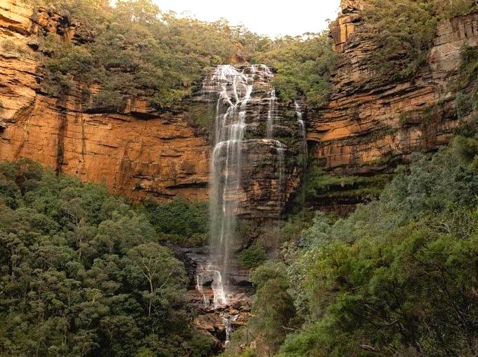 Following the Enchanting Poet’s Walk at Wentworth Falls